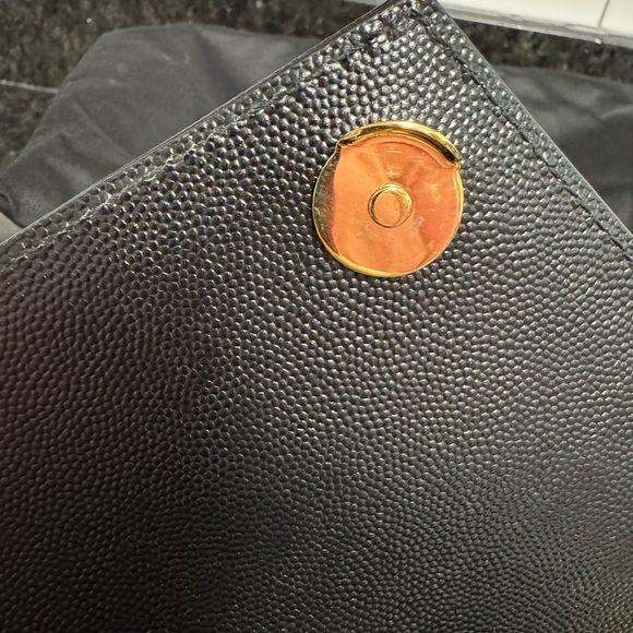 YSL SAINT LAURENT ENVELOPE SMALL QUILTED LEATHER CROSSBODY BAG - Picture 11 of 13